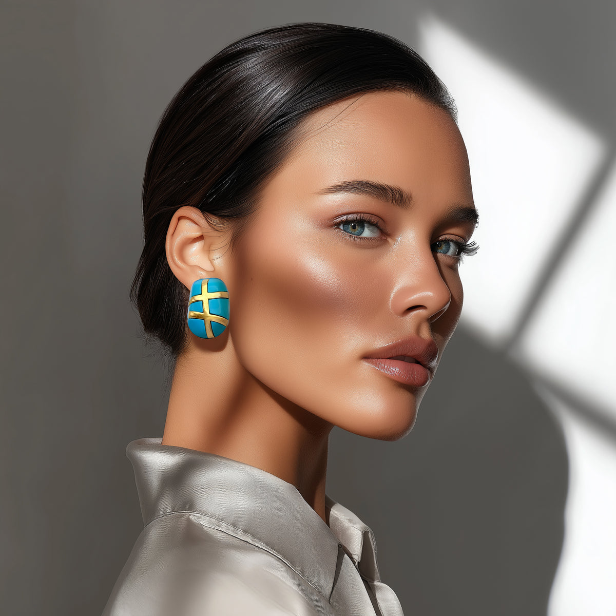 Kenneth Jay Lane 22k Gold Plated Turquoise Resin Clip Earrings Modernist Motif