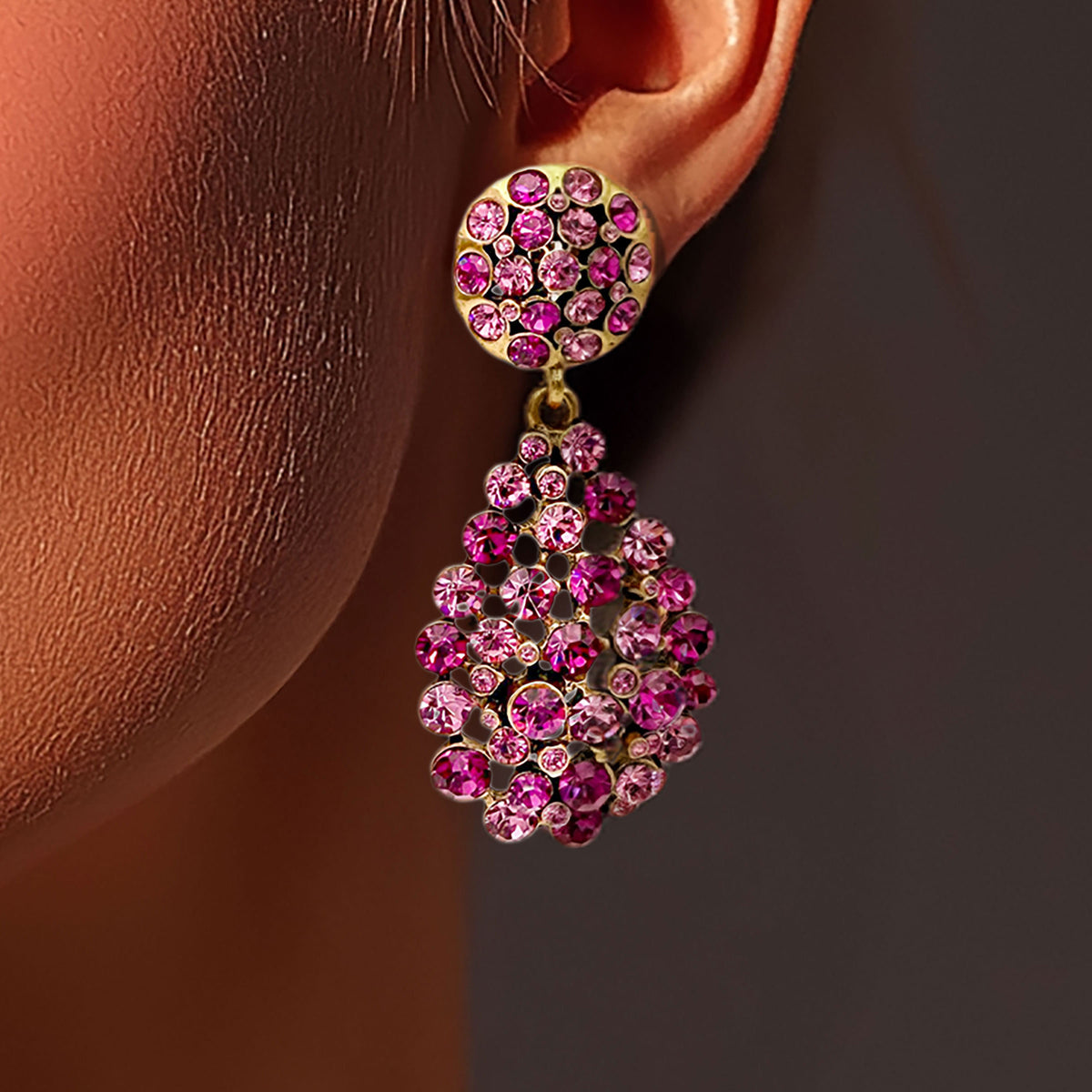 Oscar De La Renta Gold Rose Fuchsia Swarovski Crystal Pear Drop Clip Earrings
