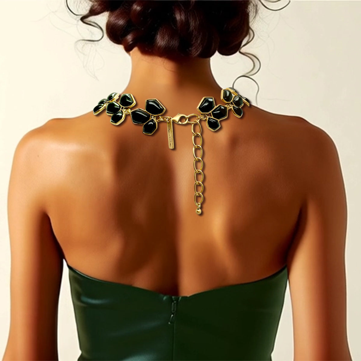 Oscar de la Renta Gold Plated Black Resin Nugget Y-Drop Vintage Collar Ritzy Couture by Esme Hecht Oscar de la Renta Gold Plated Black Resin Nugget Y-Drop Vintage Collar Ritzy Couture by Esme Hecht