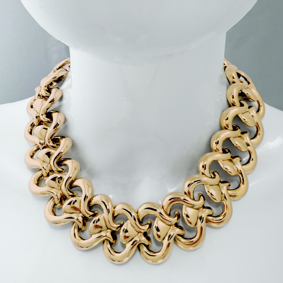 Oscar de la Renta Antique Gold-Plated Sculptural Link Necklace, Bold and Elegant