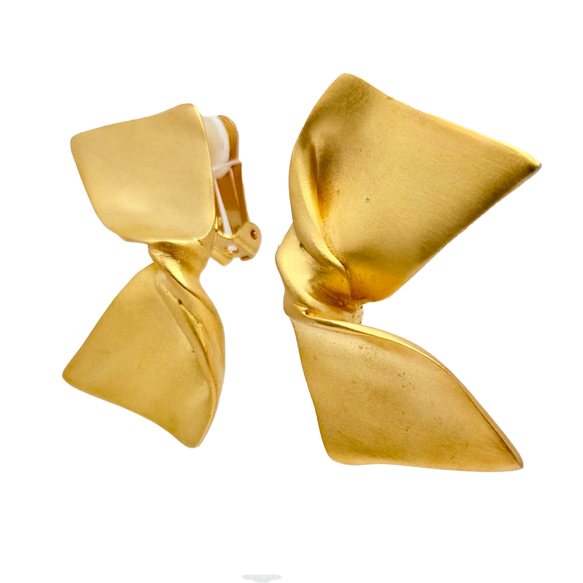 Kenneth Jay Lane 22K Gold Plated Sculptural Ribbon Bow Twist Clip-On Earrings