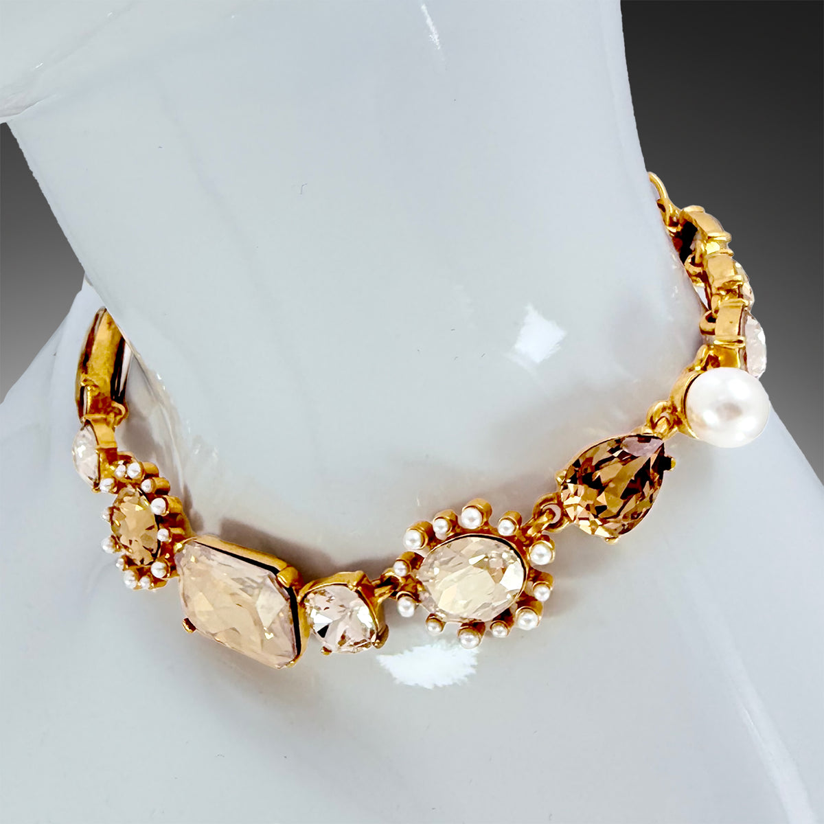 Oscar de la Renta Chunky Topaz Crystal and Glass Pearl Necklace, 15" + Extender