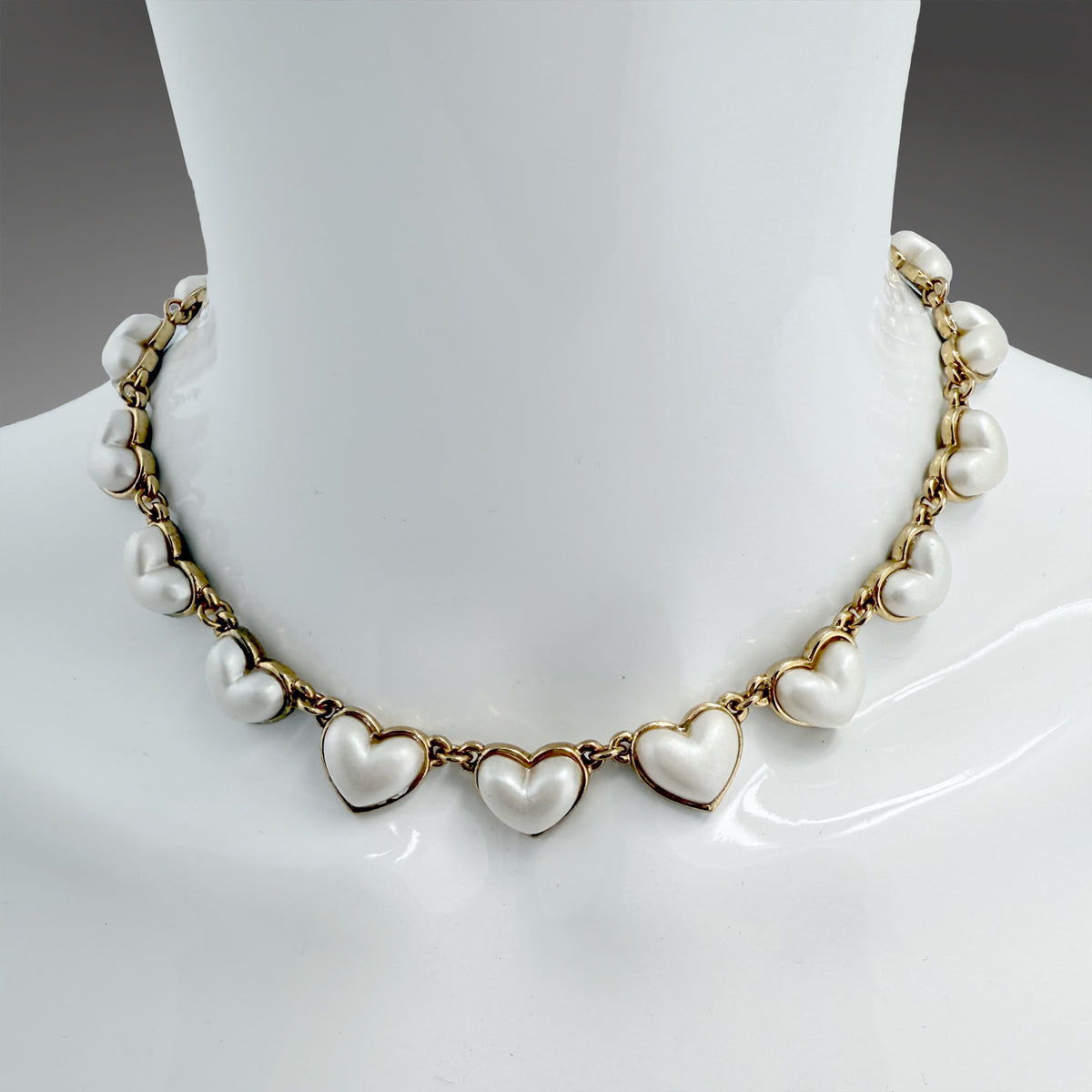 Oscar de la Renta Faux Pearl Romantic Heart Choker Necklace in 22k Antique Gold