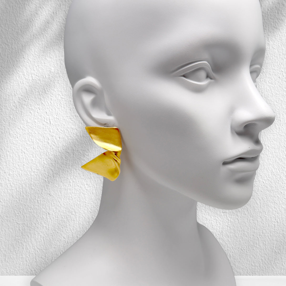 Kenneth Jay Lane 22K Gold Plated Sculptural Ribbon Bow Twist Clip-On Earrings