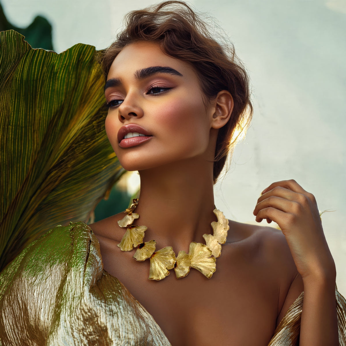 Oscar de la Renta 22K Gold Plated Pewter Brass Ginkgo Leaf Statement Necklace